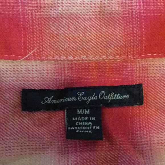 Light weight long sleeve button up shirt - Picture 2 of 2